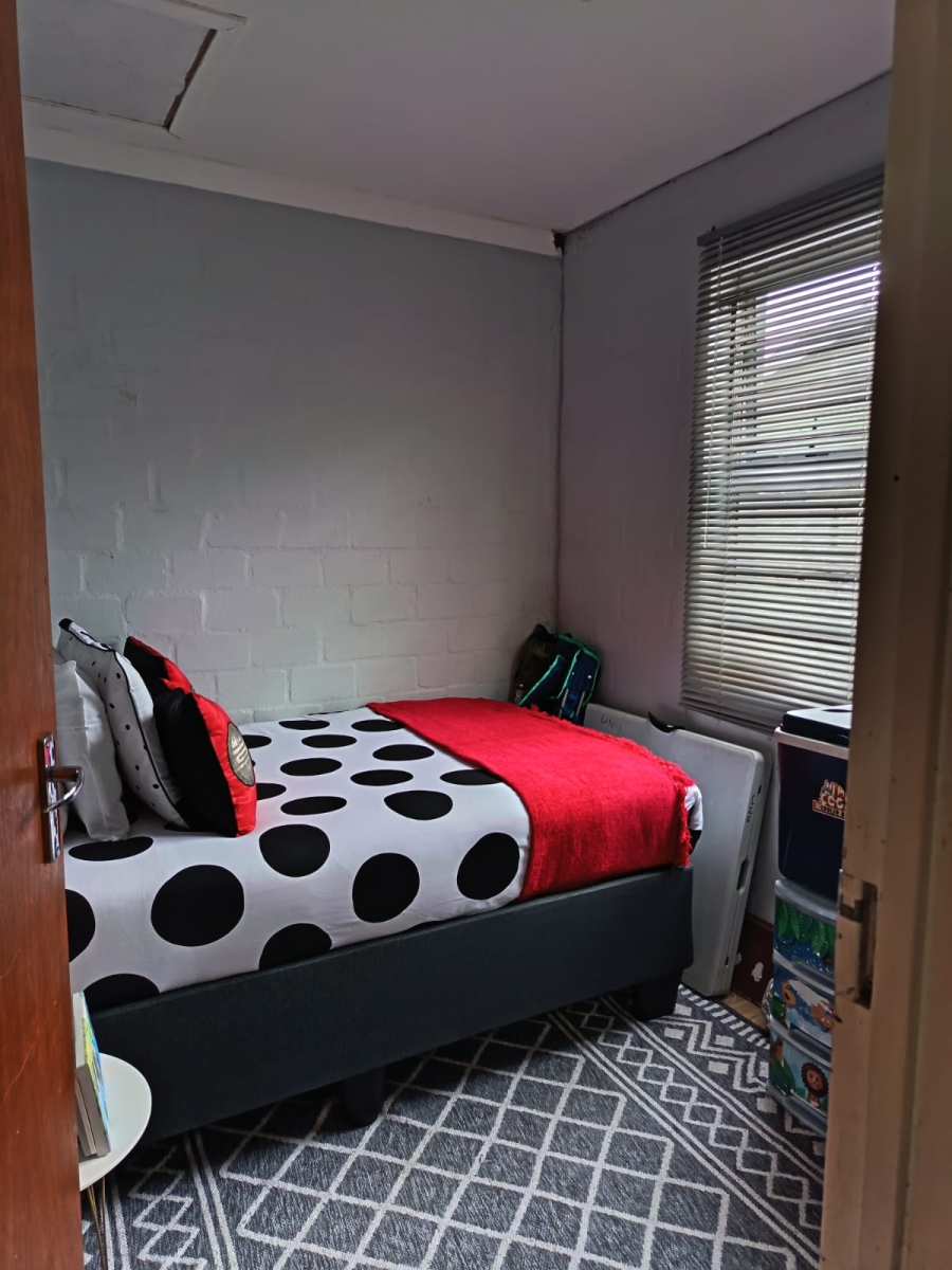 2 Bedroom Property for Sale in Fountain Village Western Cape